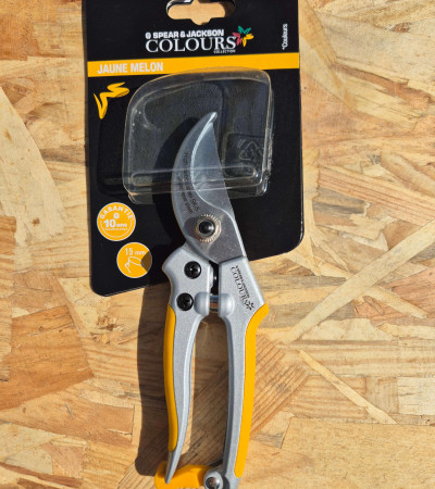 Sécateur avec lames en acier et poignées en aluminium