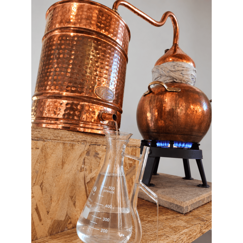 Hydrolat de rose de damas, production locale,  sans conservateur et sans ingrédient de synthèse-Roseraie Ducher